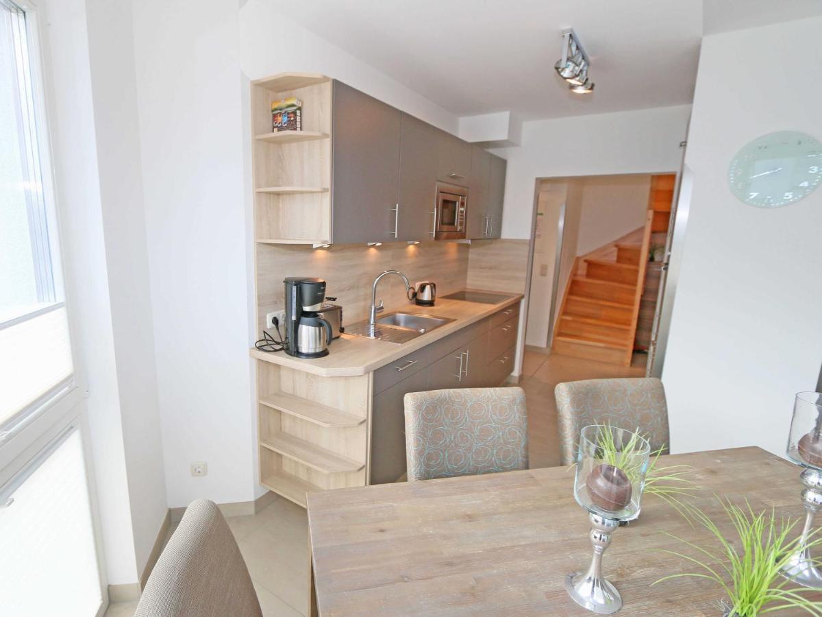 Strandvilla Baabe F 635 WG 12 mit Meerblick, Kamin, Sauna, Whirlpool Eksteriør billede